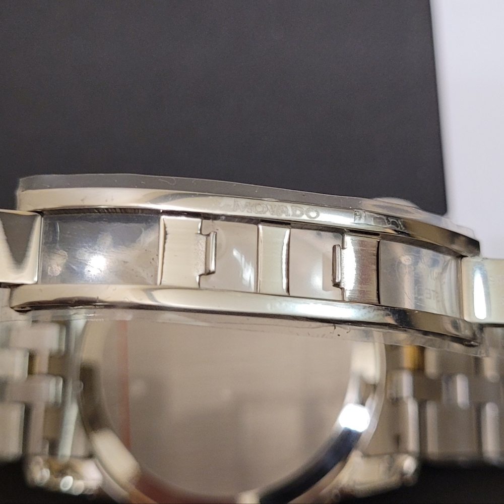 Movado Watch Mens Diamonds... NEW!!! - Picture 7 of 12